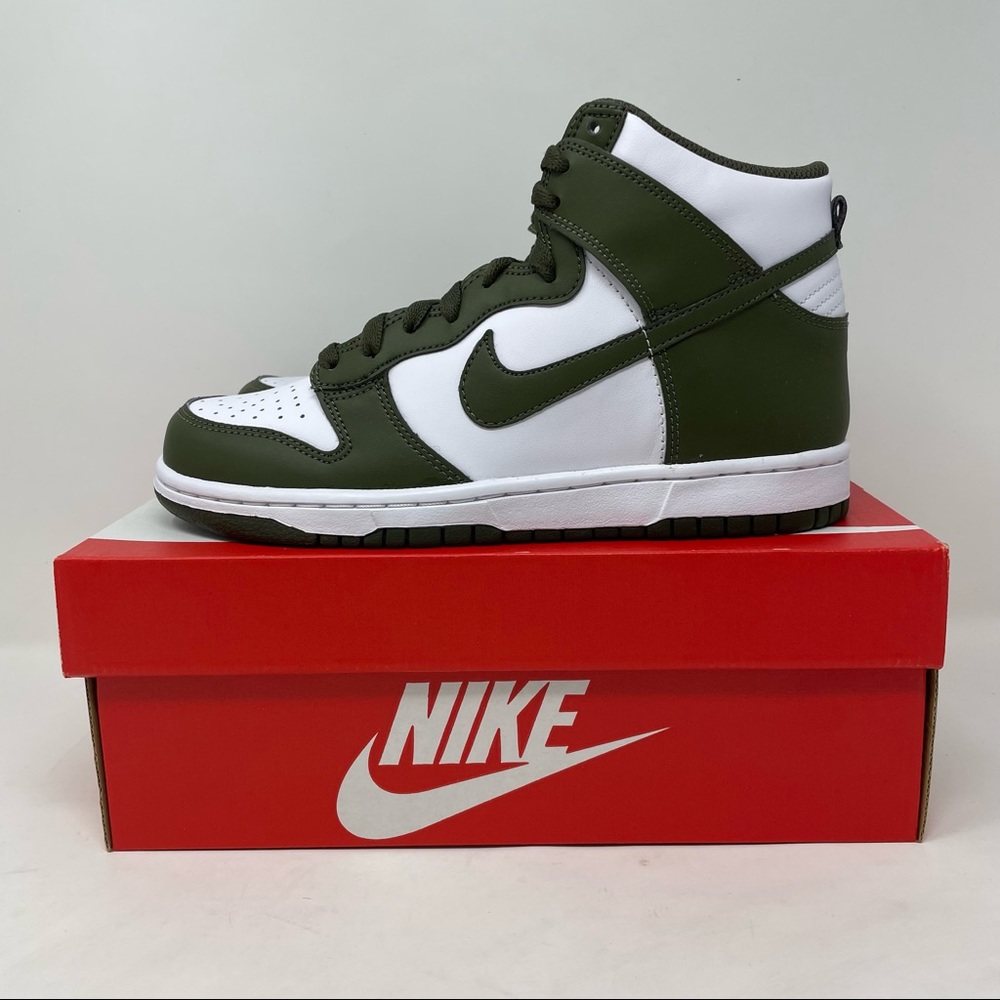 New Nike Dunk High GS White/Cargo Khaki Grade School Size 6.5Y W Sz 8 DB2179-105